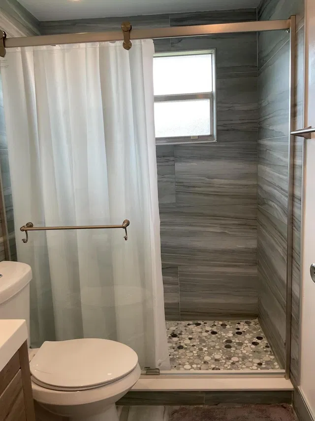 Unit 148 photo 13