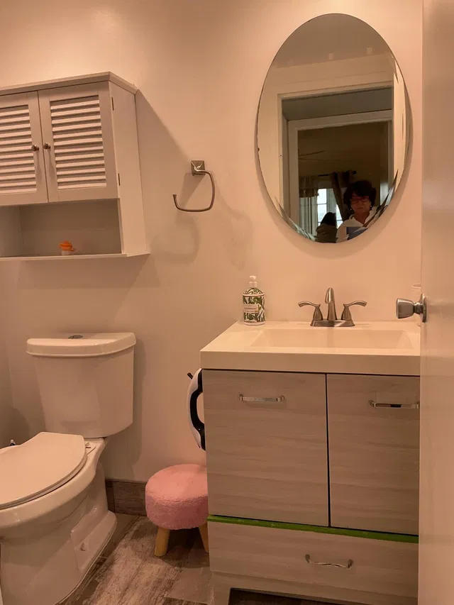 Unit 148 photo 17