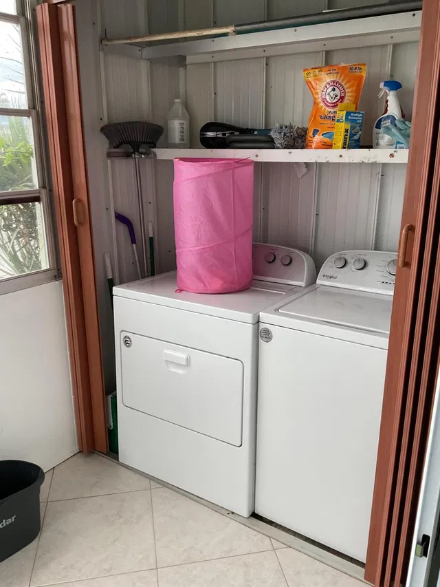 Unit 148 photo 20