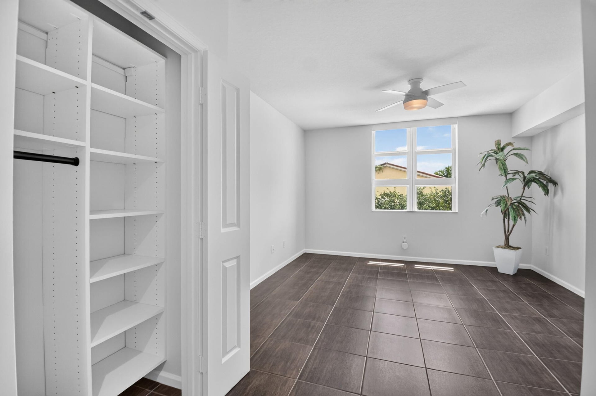 The Metropolitan Unit 307 photo 22