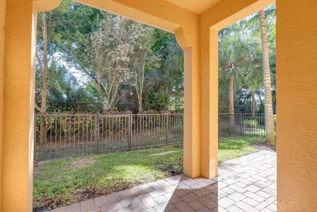 Old Palm Golf Club Residence photo 18