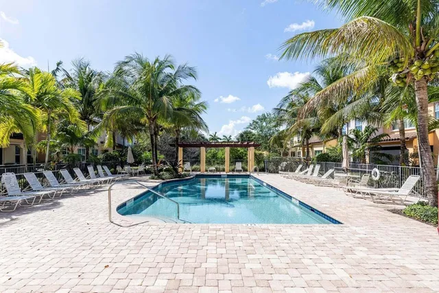 Old Palm Golf Club Residence photo 21