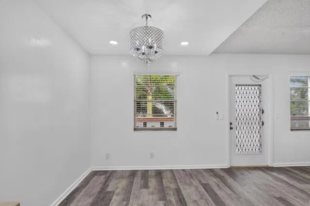 Residence photo 11
