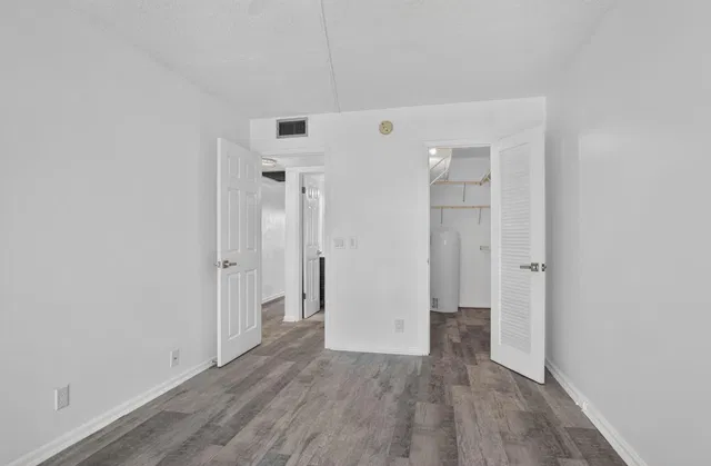 Residence photo 19