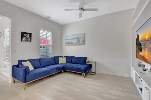  Residence photo 9