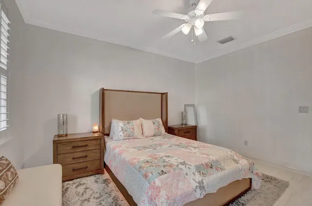  Residence photo 20