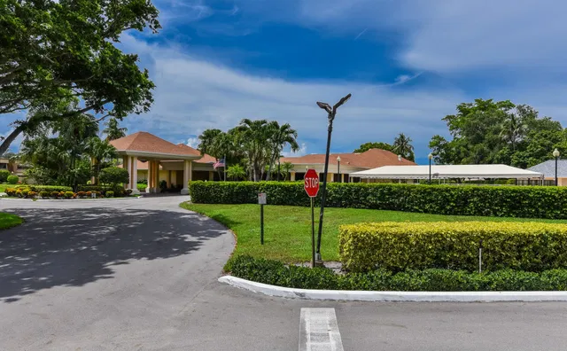 Residence photo 62