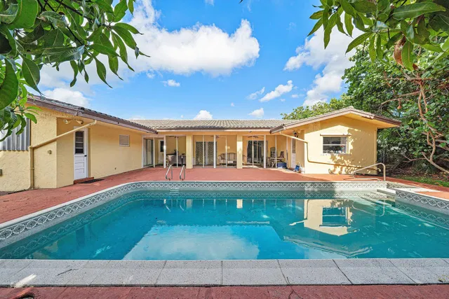 Residence photo 23