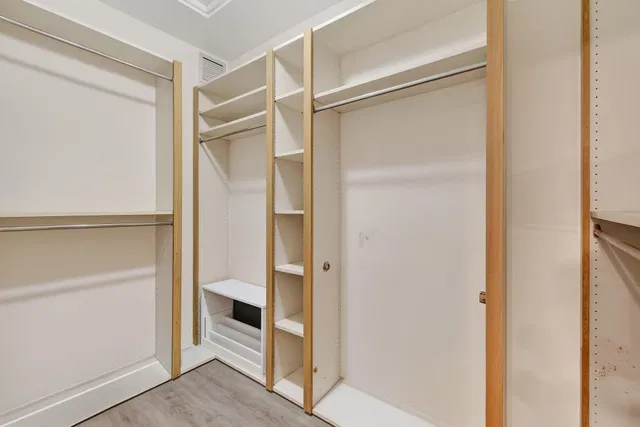  Unit 5010 photo 29