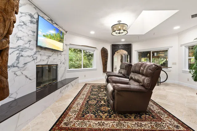  Residence photo 47
