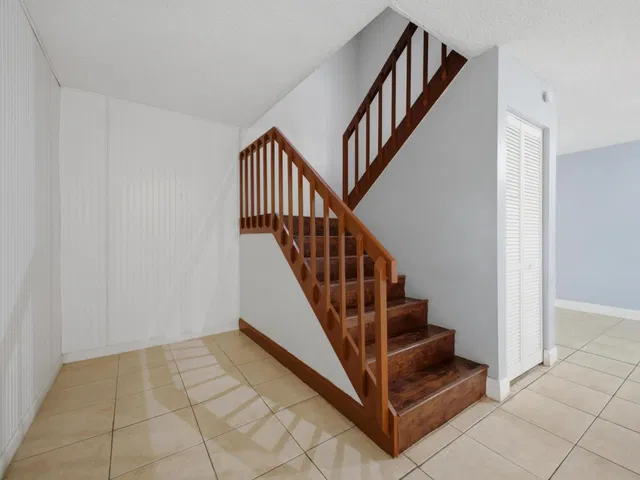  Residence photo 23