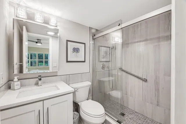  Unit 112 photo 23