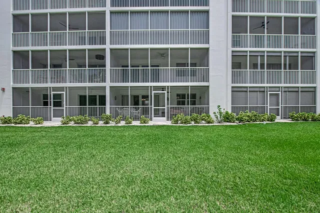  Unit 112 photo 32