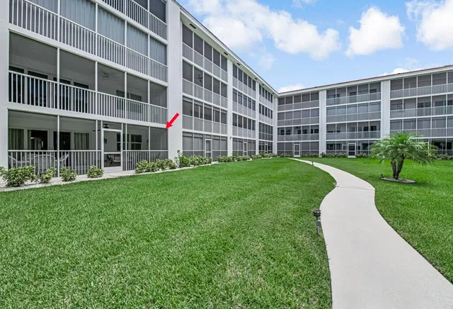  Unit 112 photo 33