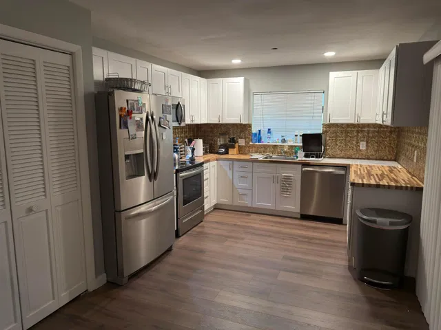  Residence photo 4