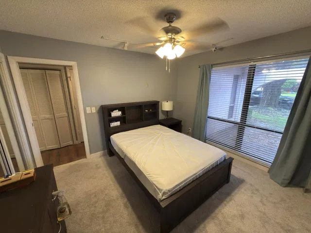  Residence photo 6