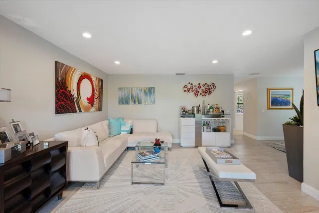 Unit 232 photo 6