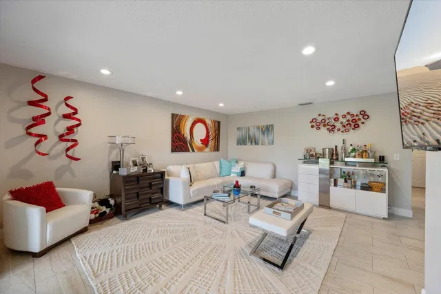Unit 232 photo 7