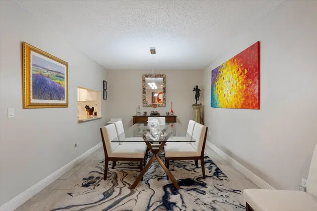 Unit 232 photo 8