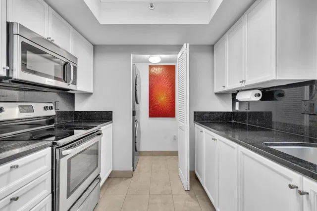 Townsend Place Unit 637 photo 5