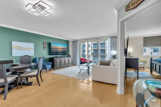 Townsend Place Unit 637 photo 10