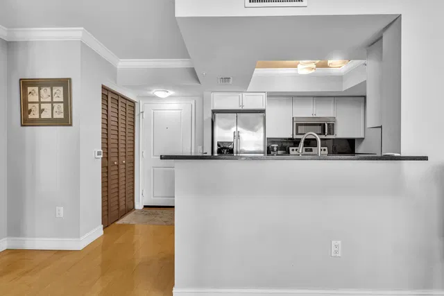 Townsend Place Unit 637 photo 14