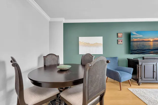 Townsend Place Unit 637 photo 17