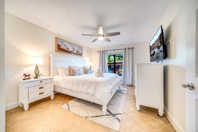  Residence photo 16