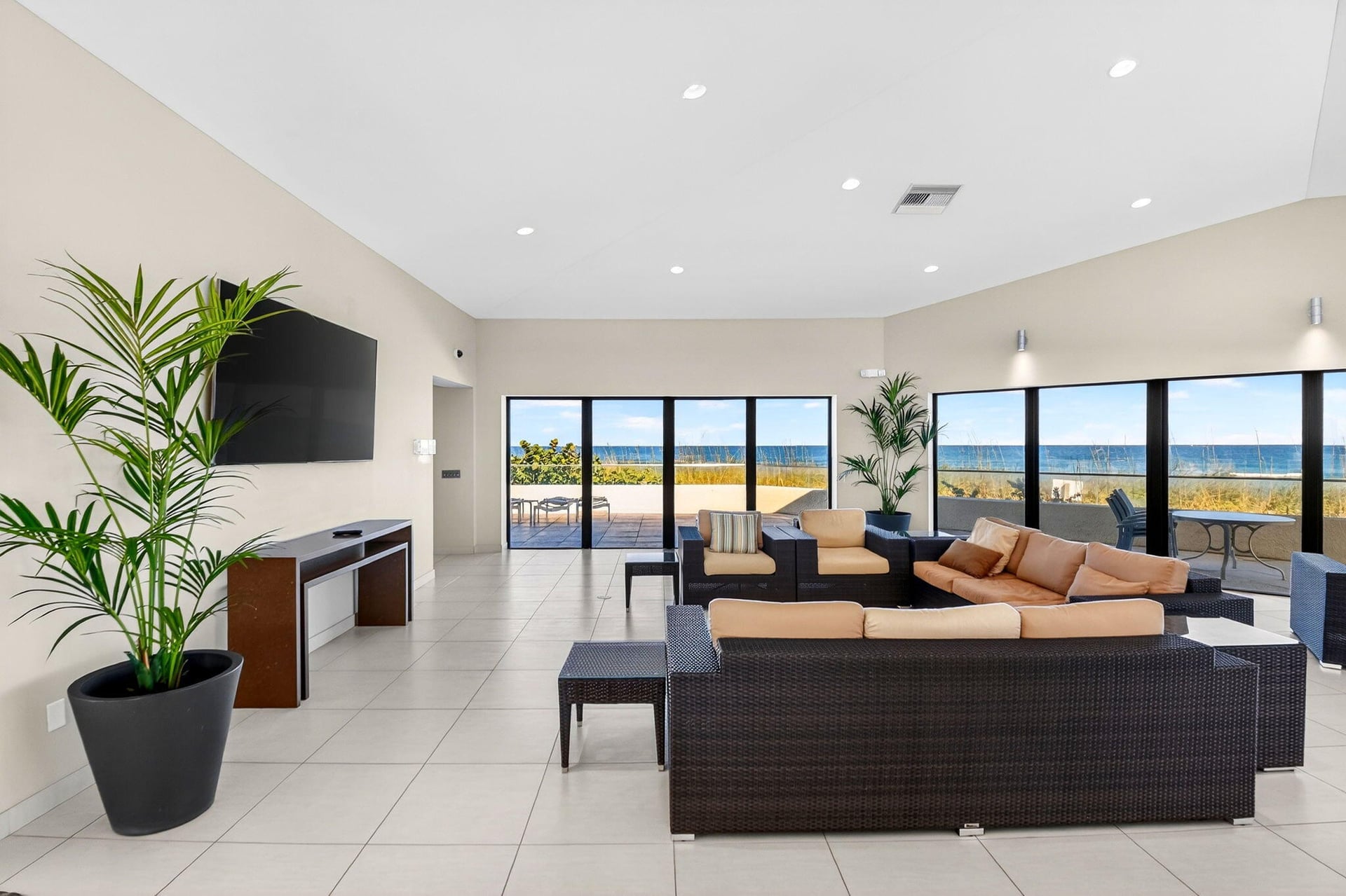 Water Glades Unit 1c photo 5