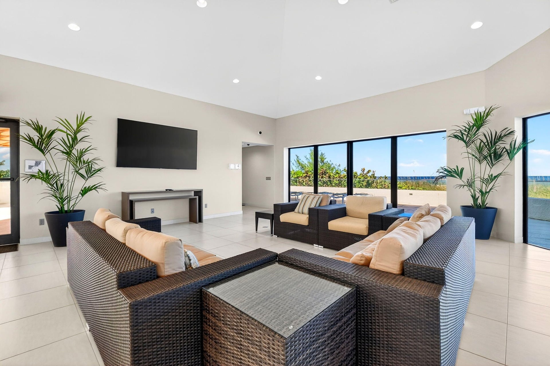 Water Glades Unit 1c photo 6