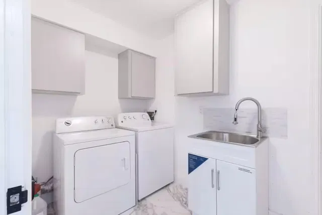  Residence photo 17