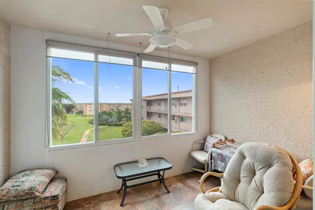  Unit 403 photo 19