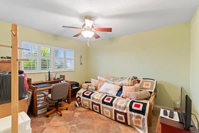  Unit 403 photo 27