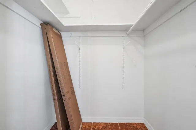 Residence photo 17