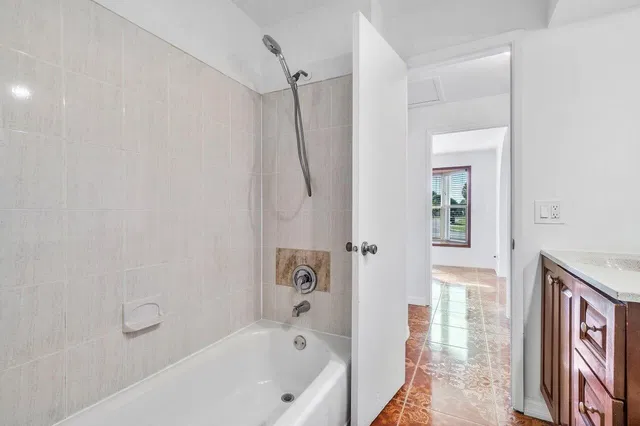 Residence photo 21