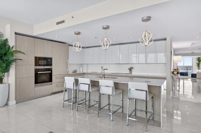 Amrit Ocean Resort & Residences Unit 1805p photo 10