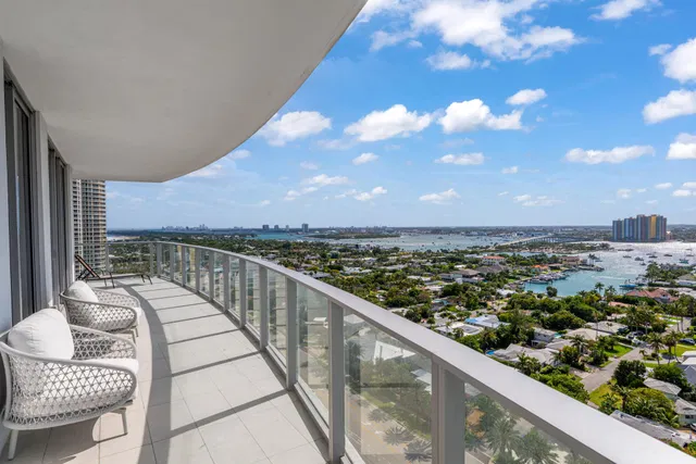 Amrit Ocean Resort & Residences Unit 1805p photo 18