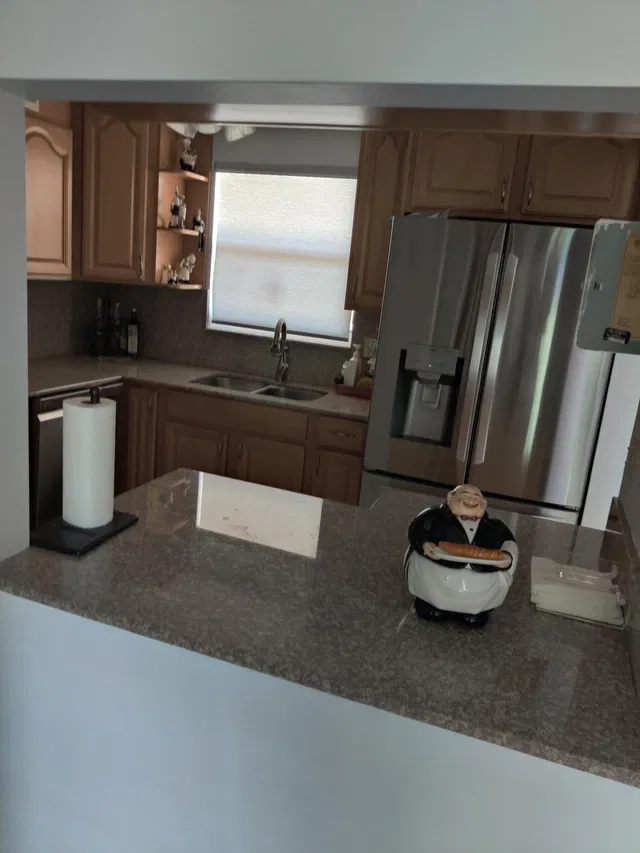  Unit 405 photo 10