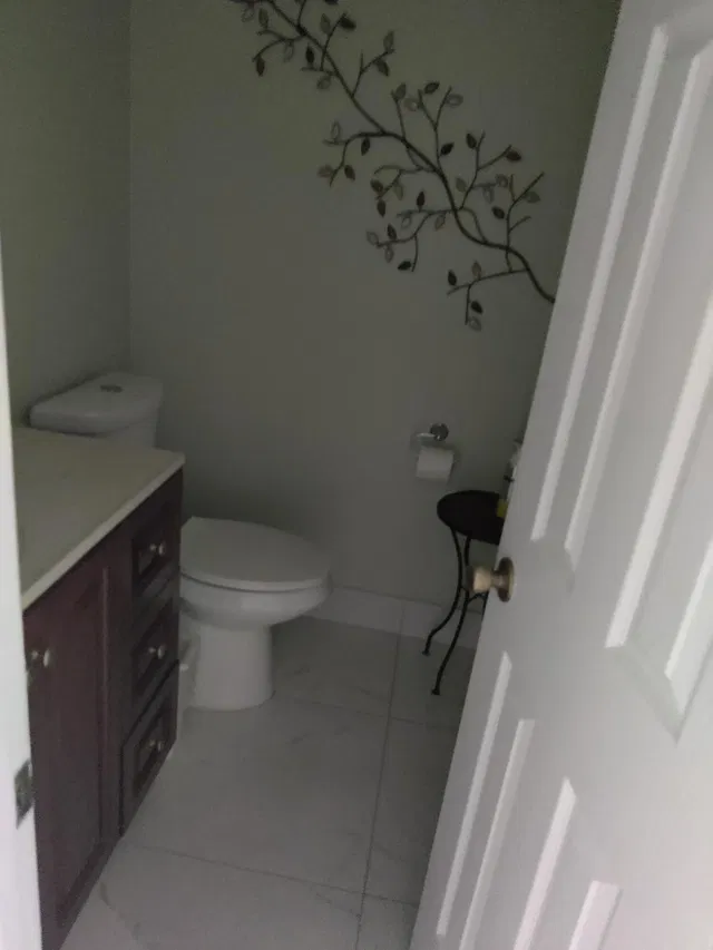  Unit 405 photo 21