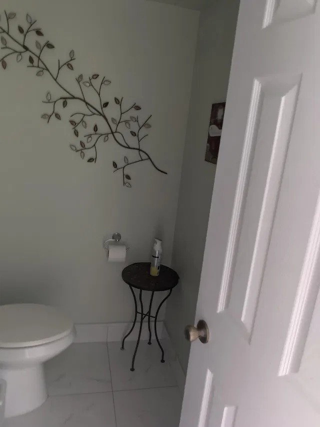  Unit 405 photo 22