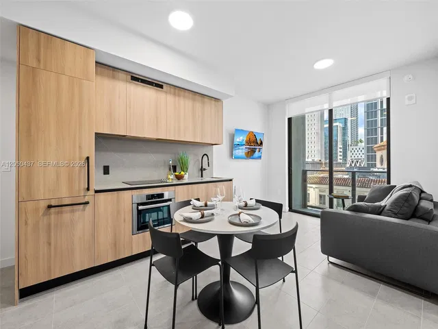 501 First Residences Miami 3706