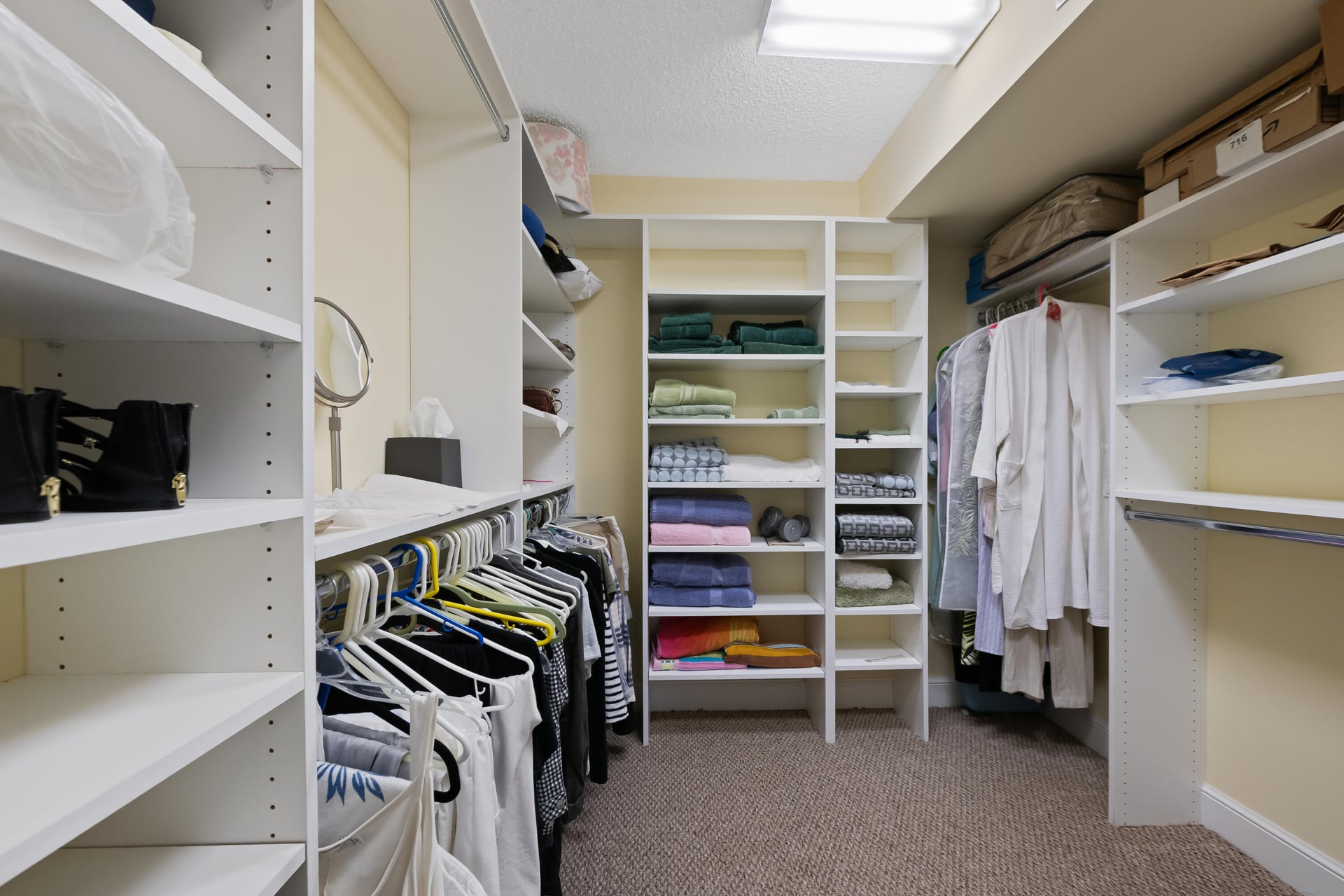Barclay Condo Unit 716 photo 8
