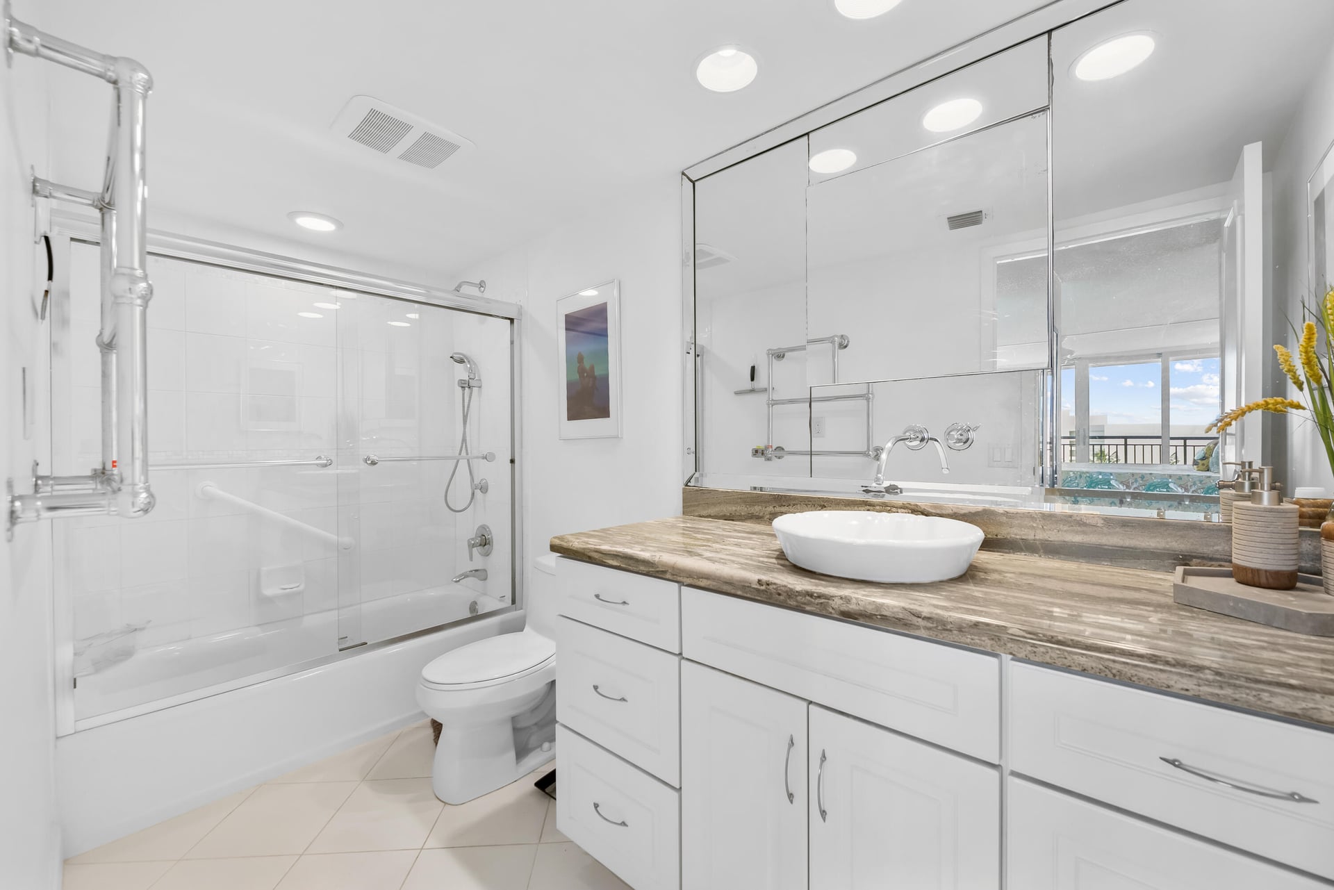 Barclay Condo Unit 716 photo 11