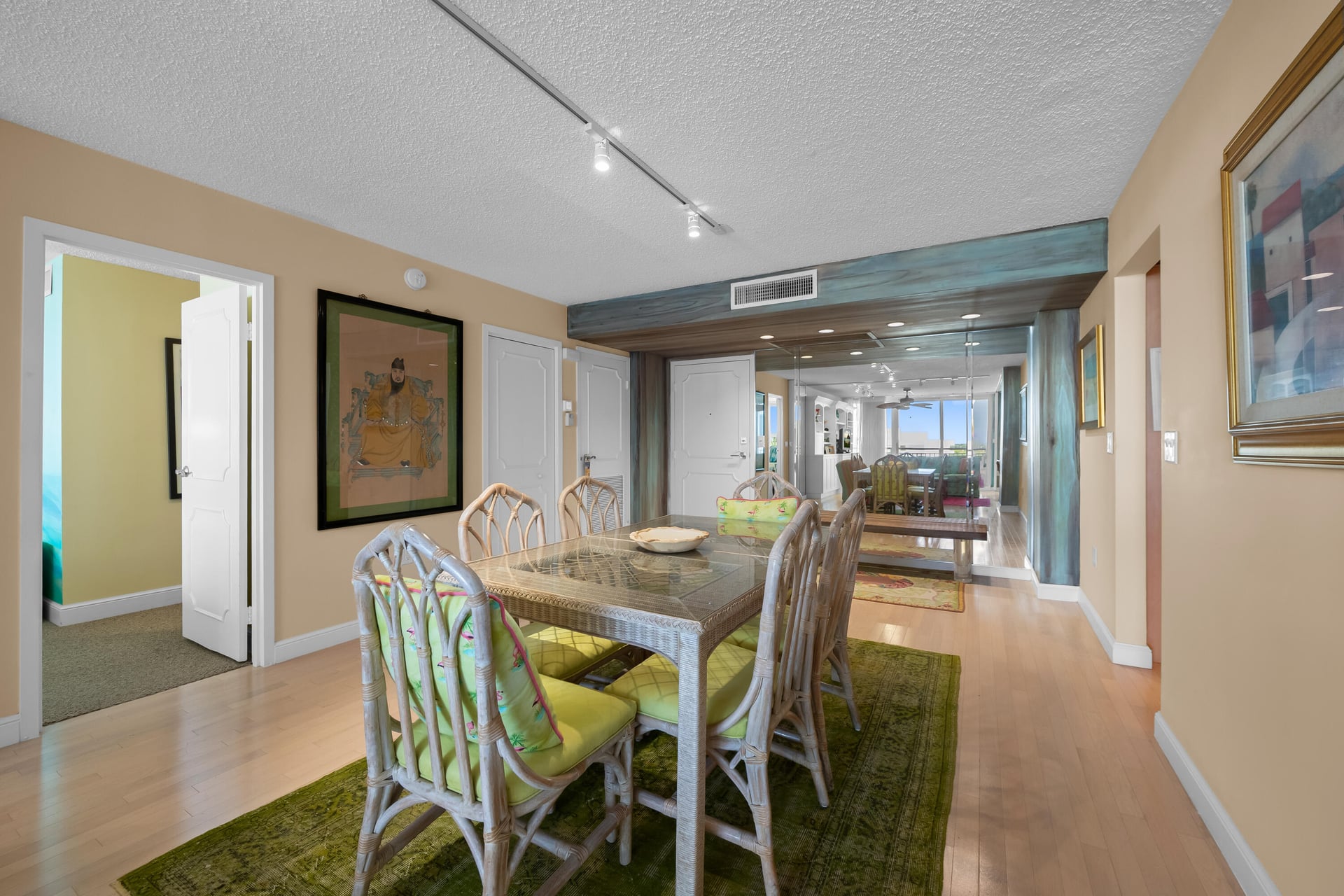 Barclay Condo Unit 716 photo 17