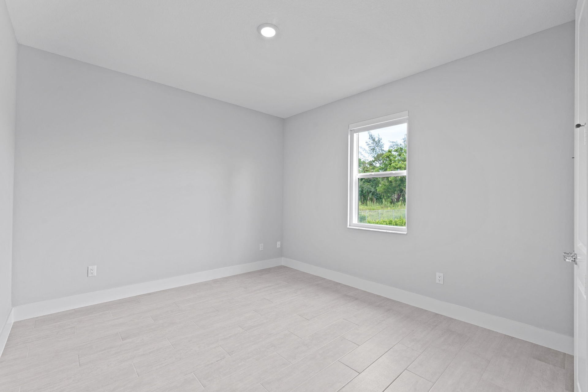Residence photo 32