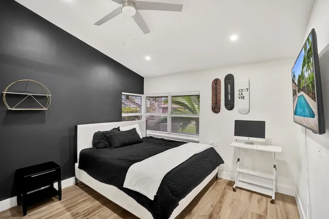 Residence photo 60
