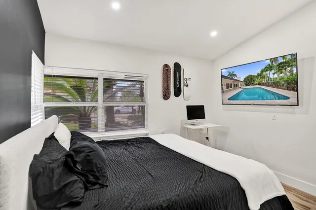Residence photo 61