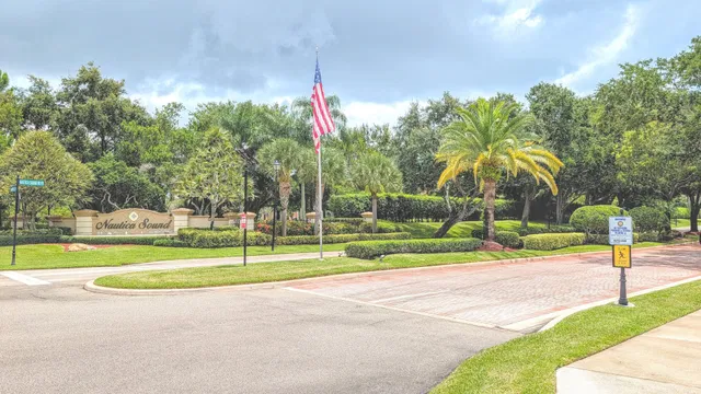 Residence photo 2
