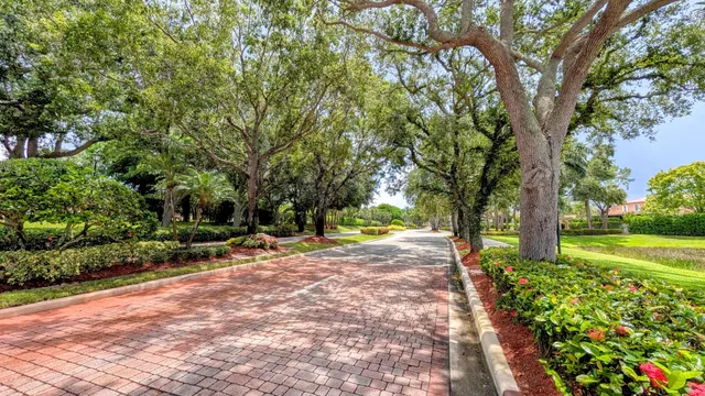 Residence photo 5