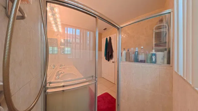 Residence photo 28